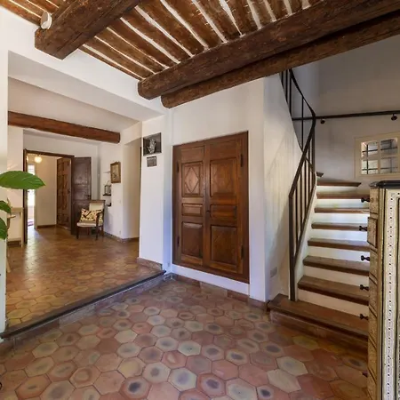 Vakantiehuis Cap D'antibes - Charming Property, Pool, Garden *