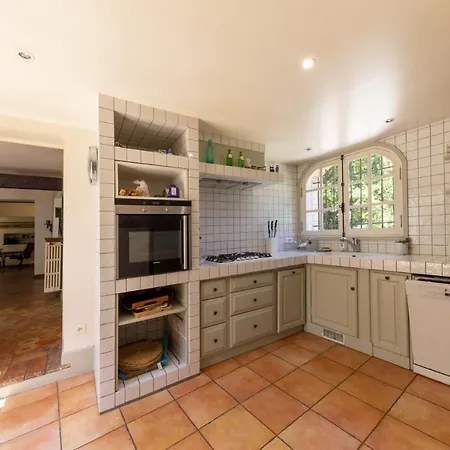 Cap D'antibes - Charming Property, Pool, Garden Vakantiehuis